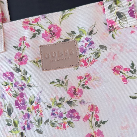 New GUESS Rainbow Logo Canvas Tote(Travel Bag) - Picture 6 of 9